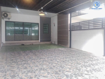 *****ทาวน์เฮ้าส์มือสองย่านปทุมธานี ม.ลิฟวิ่ง เรสซิเดนซ์ รังสิต-ราชพฤกษ์ เนื้อที่ 27.5 ตร.ว. ฟังก์ชัน 4 ห้องนอน 3 ห้องน้ำ 4 ที่จอดรถ แถมฟรี! 4 เครื่องปรับอากาศ 2 เครื่องทำน้ำอุ่น และอื่นๆ ใกล้รถไฟฟ้าสายสีแดง "สถานีรังสิต", มหาวิทยาลัยรังสิต และทางด่วน "บางพูน"